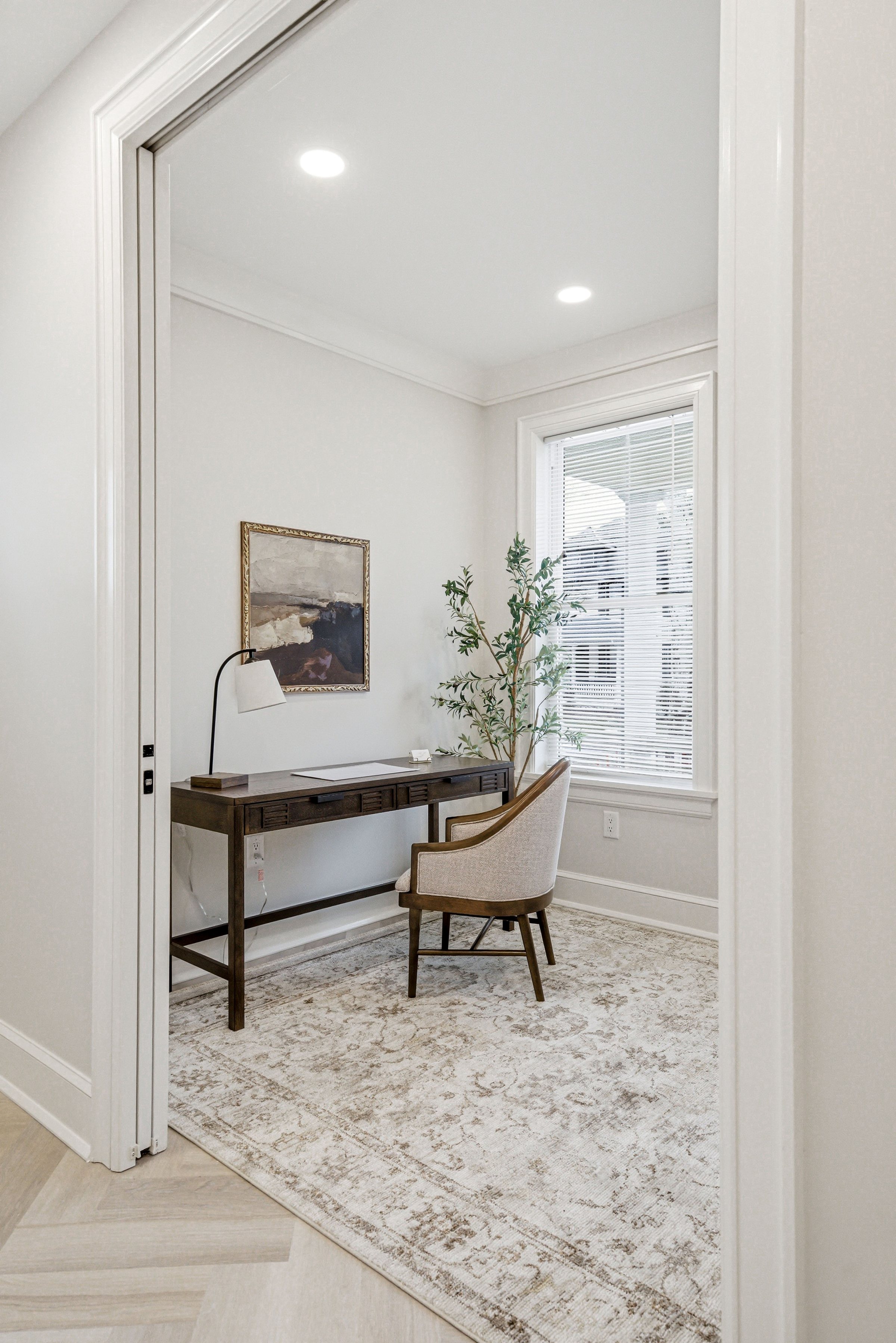 110 Home Office Staged